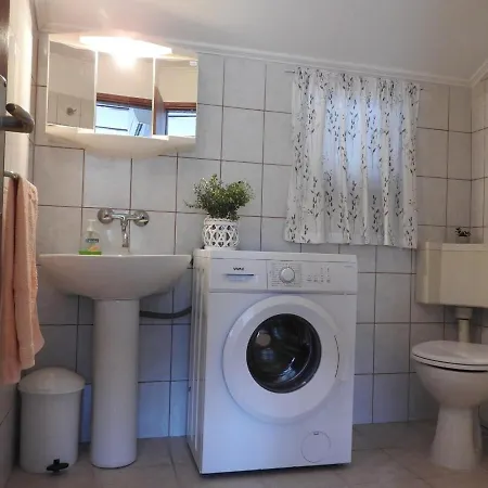 Dijana Smokvica (Korcula)